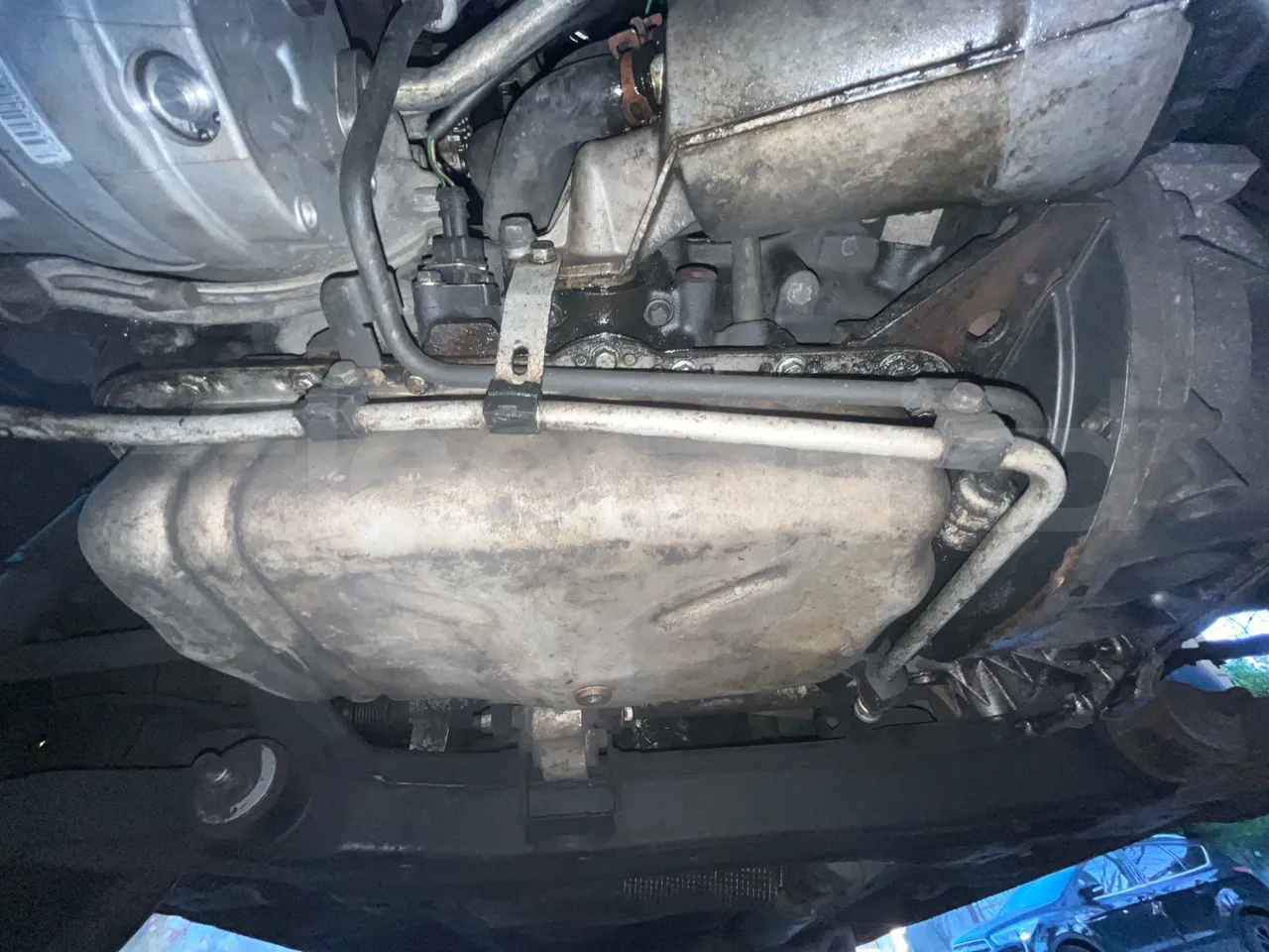 Renault Master NDDUL6 - Euro 4 - 84 kW - 6.3 mt - engine without protection