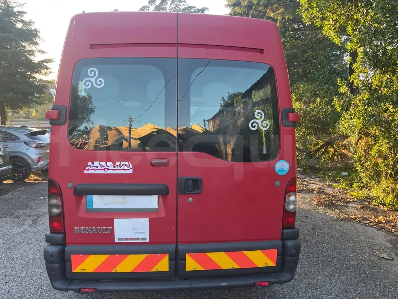 Renault Master NDDUL6 - Euro 4 - 84 kW - 6.3 mt - rear hatch closed