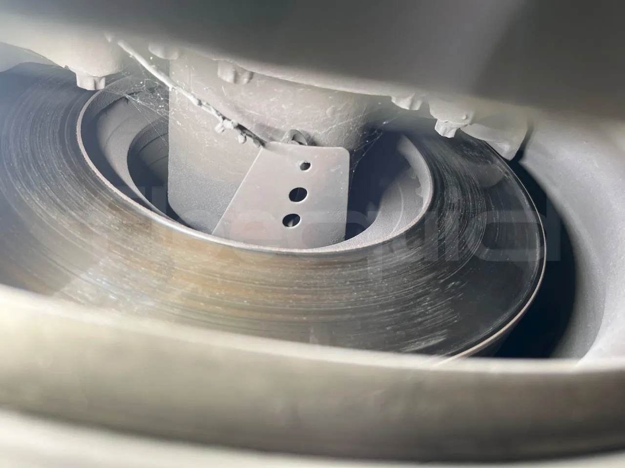 Mercedes-Benz O 530 G- 3P - Euro5 - 260kW - 17.940mt - axle 2 discs left