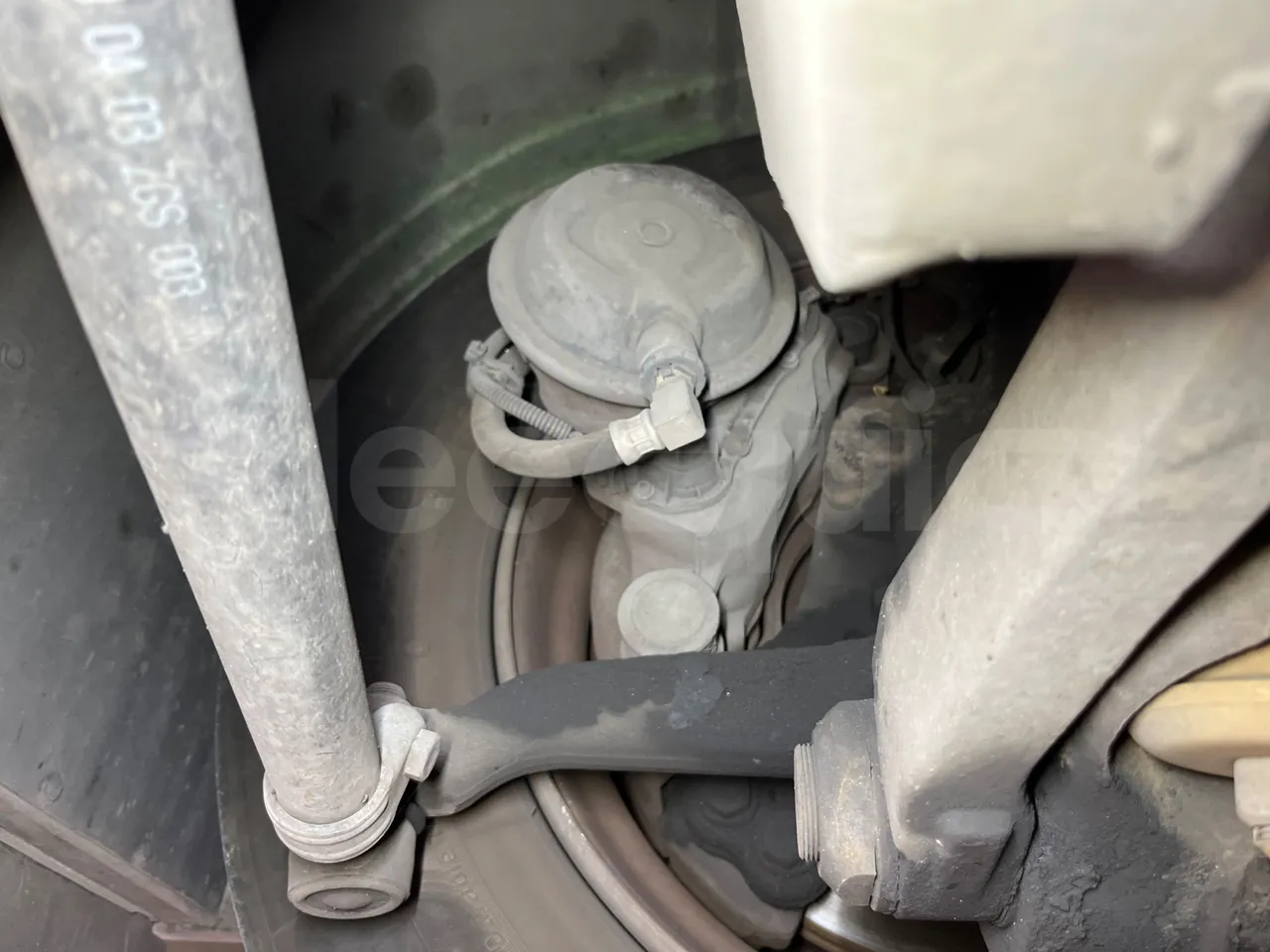 Mercedes-Benz O 530 G- 3P - Euro5 - 260kW - 17.940mt - front brake calipers right