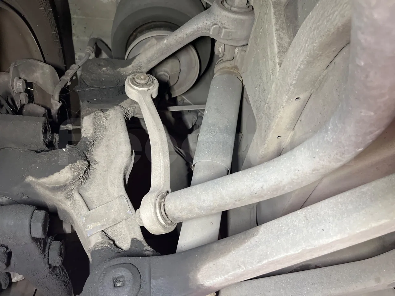 Mercedes-Benz O 530 G- 3P - Euro5 - 260kW - 17.940mt - front shock absorbers left