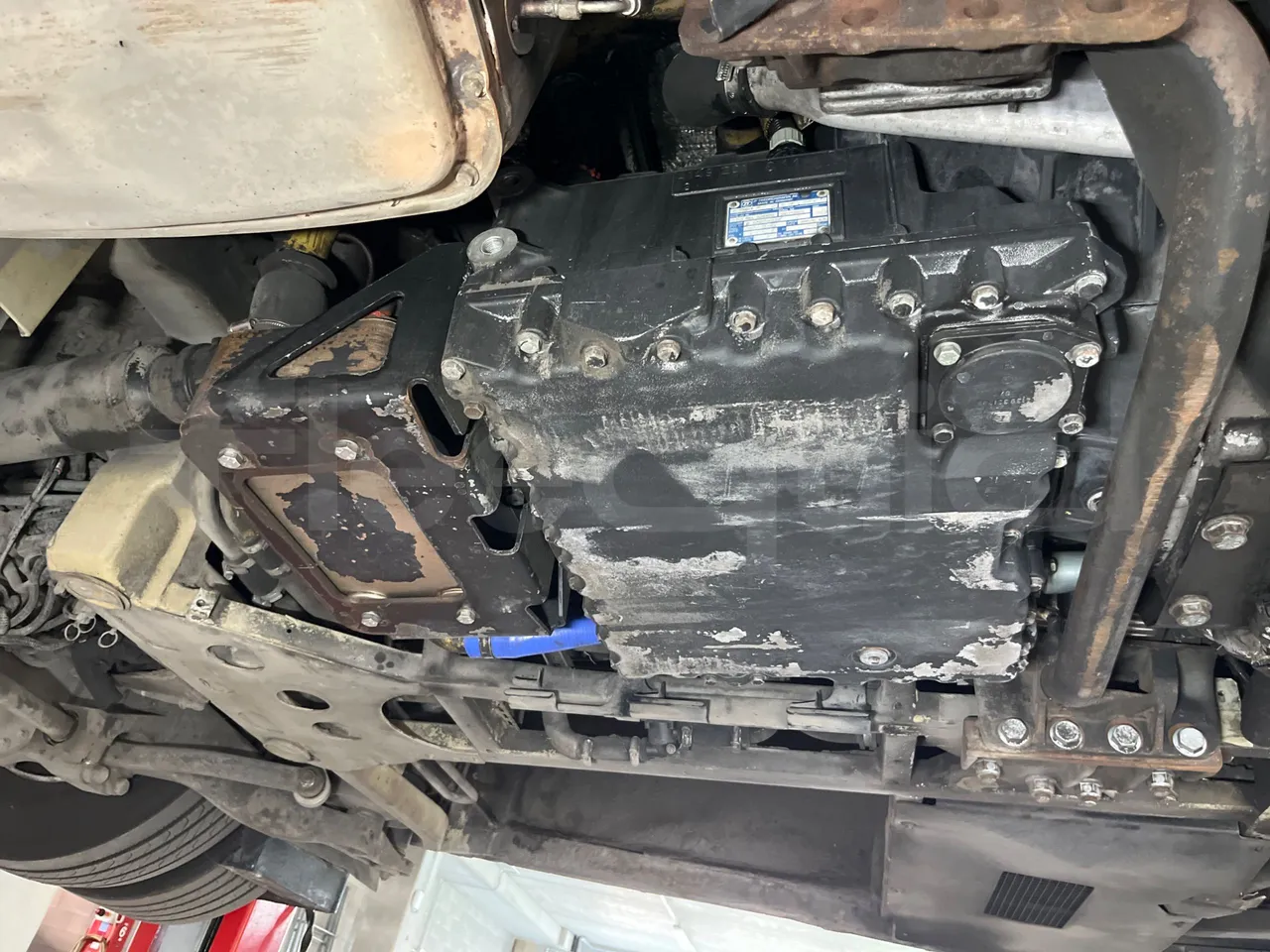 Mercedes-Benz O 530 G- 3P - Euro5 - 260kW - 17.940mt - gearbox photo