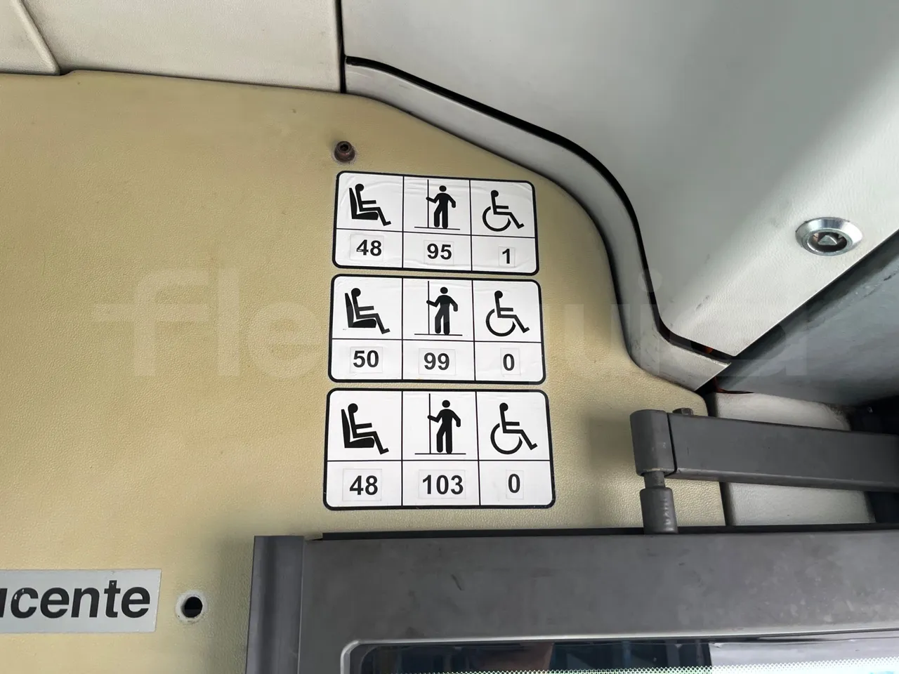 Mercedes-Benz O 530 G- 3P - Euro5 - 260kW - 17.940mt - seat plate photo