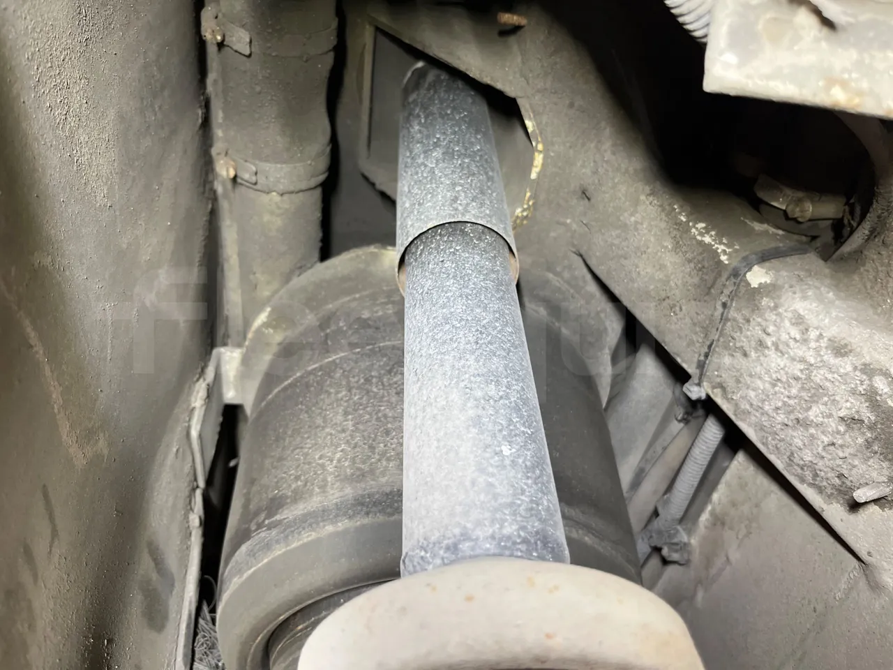 Mercedes-Benz O 530 G- 3P - Euro5 - 260kW - 17.940mt - axle 2 shock absorbers 2 left