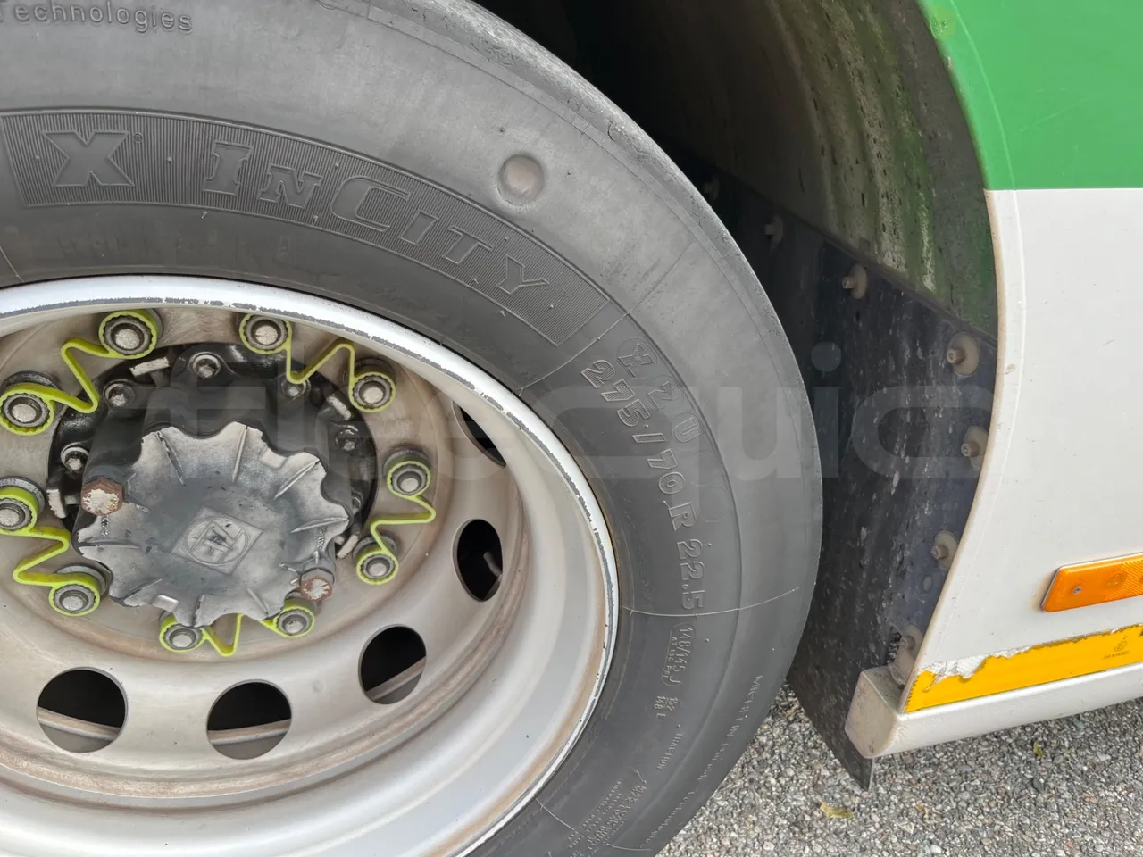 Mercedes-Benz O 530 G- 3P - Euro5 - 260kW - 17.940mt - rear left tire photo