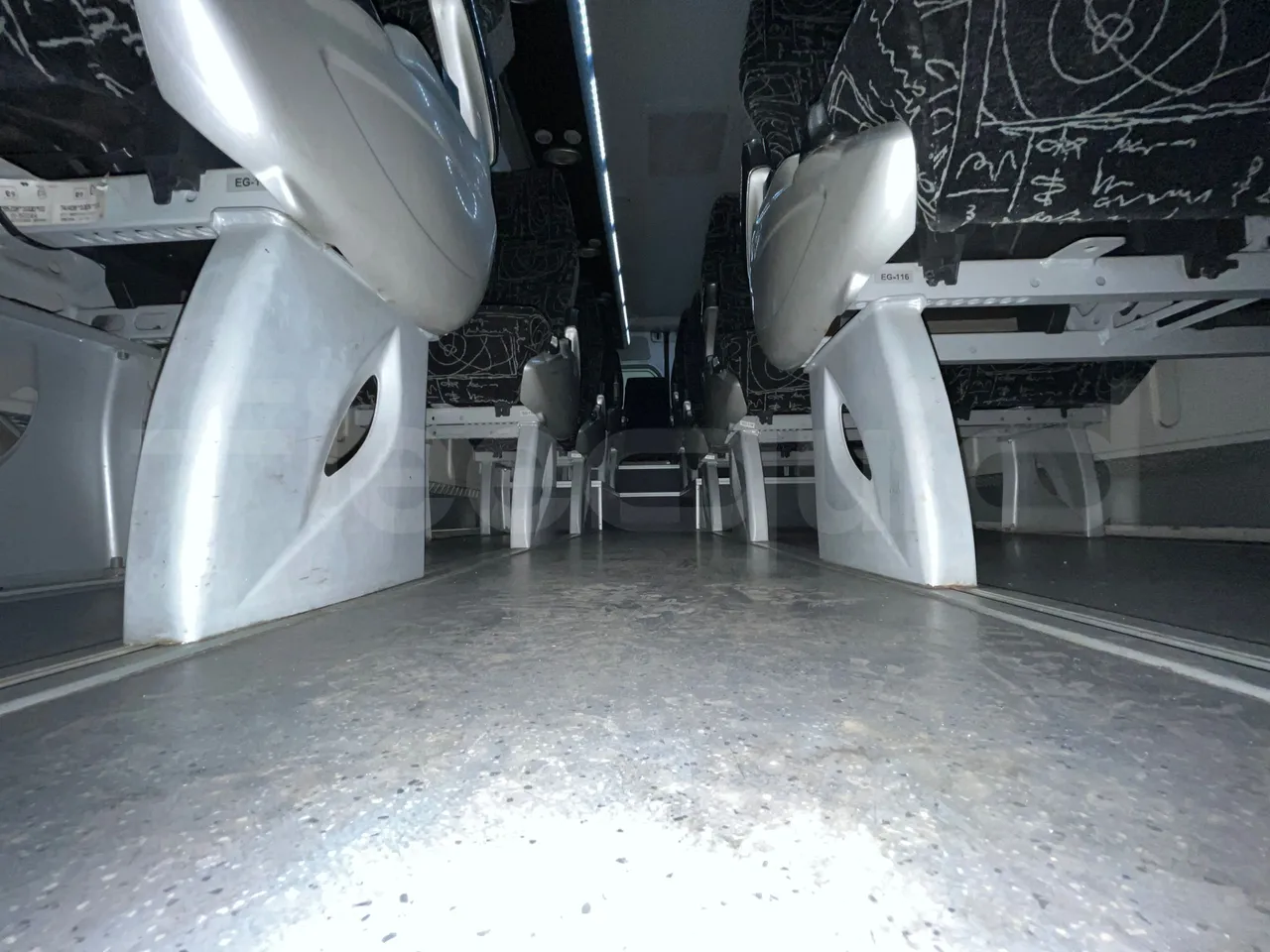 Mercedes-Benz Sprinter Strada -  EUR5 - 140kW - 7.34m - seat brackets photo