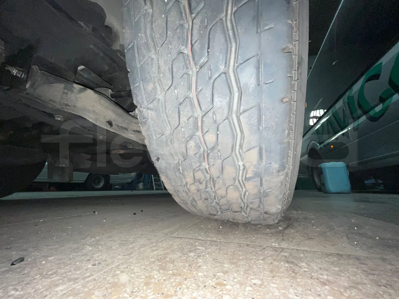 Mercedes-Benz Sprinter Strada -  EUR5 - 140kW - 7.34m - tread condition front tires left