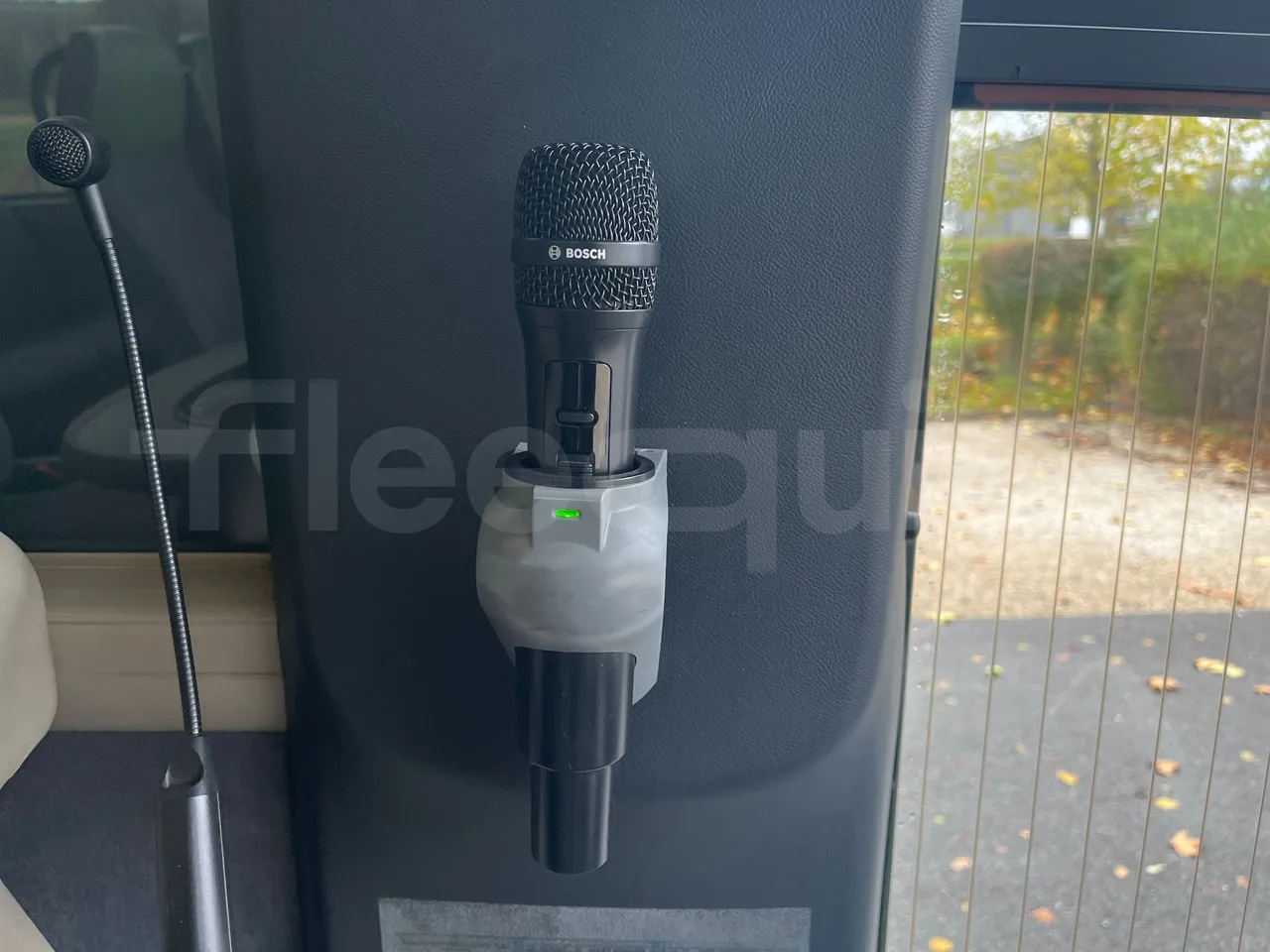 Neoplan Tourliner L  L -  Euro6 - 338 Kw - 13.913 - hostes microphone accessories photo