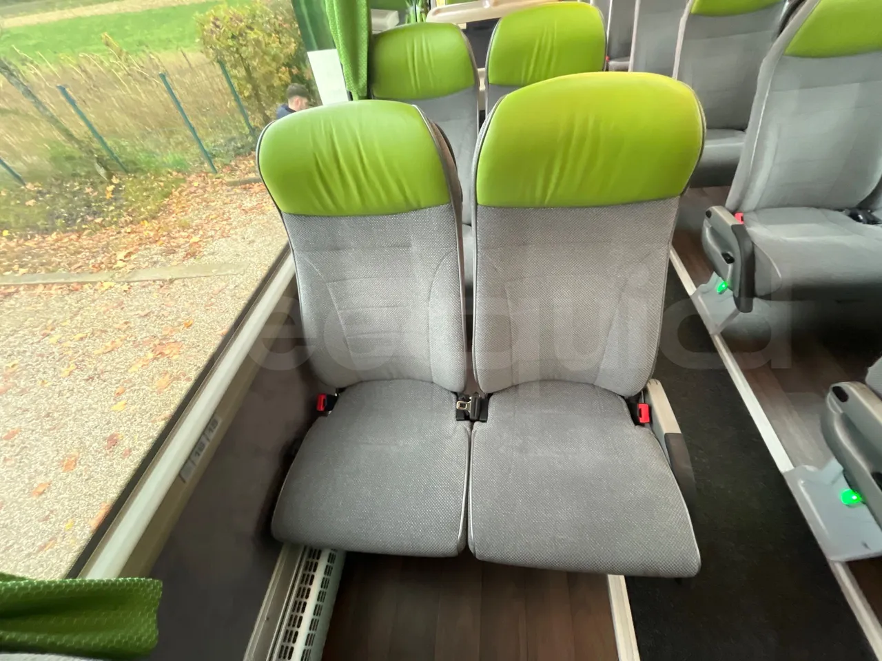 Neoplan Tourliner L  L -  Euro6 - 338 Kw - 13.913 - single seat detail