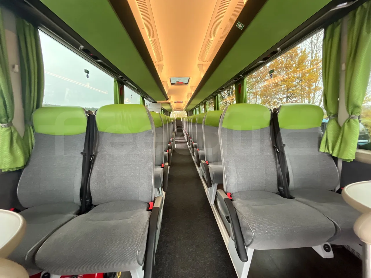 Neoplan Tourliner L  L -  Euro6 - 338 Kw - 13.913 - interior reverse seats driver height