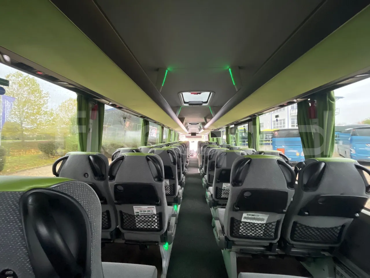 Neoplan Tourliner L  L -  Euro6 - 338 Kw - 13.913 - forward view all seats last row height