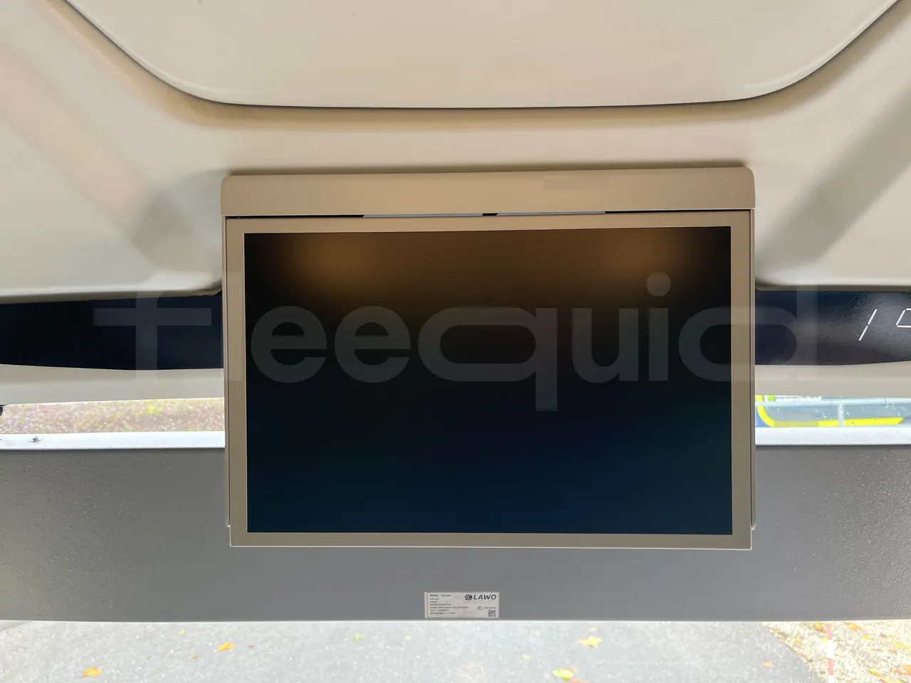 Neoplan Tourliner L  L -  Euro6 - 338 Kw - 13.913 - monitor detail photo