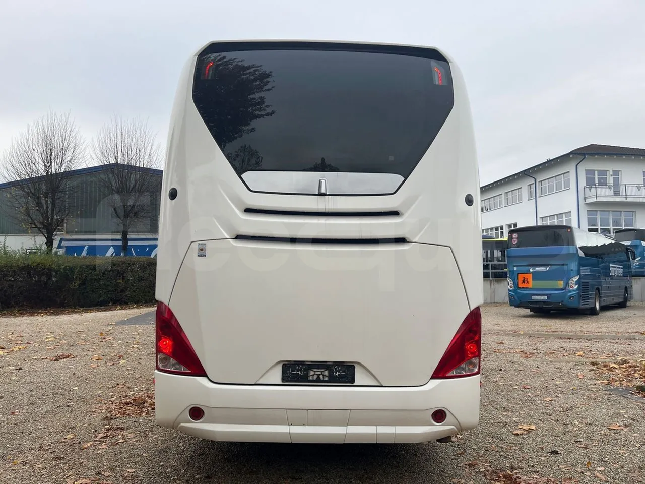 Neoplan Tourliner L  L -  Euro6 - 338 Kw - 13.913 - rear hatch closed