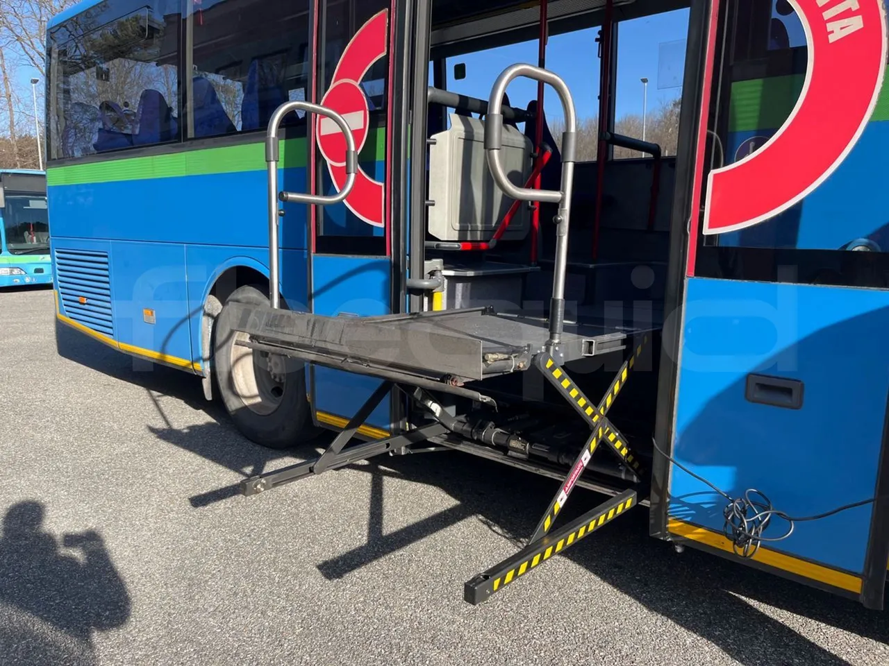 Mercedes-Benz Integro E5 4 - Euro5 - 220kW - 12.140mt - platform open photo