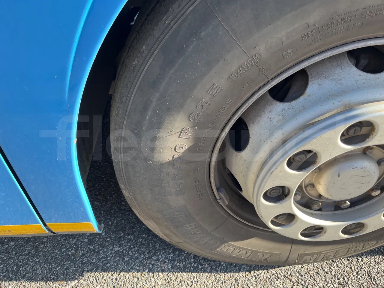 Mercedes-Benz Integro E5 4 - Euro5 - 220kW - 12.140mt - front left tire measurements