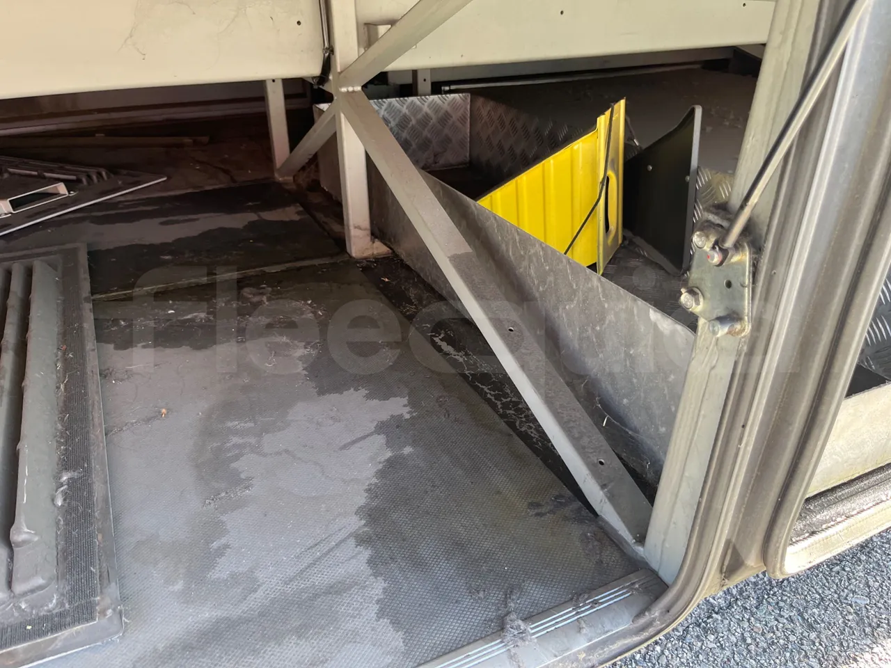 Mercedes-Benz Integro E5 4 - Euro5 - 220kW - 12.140mt - under carpet photo