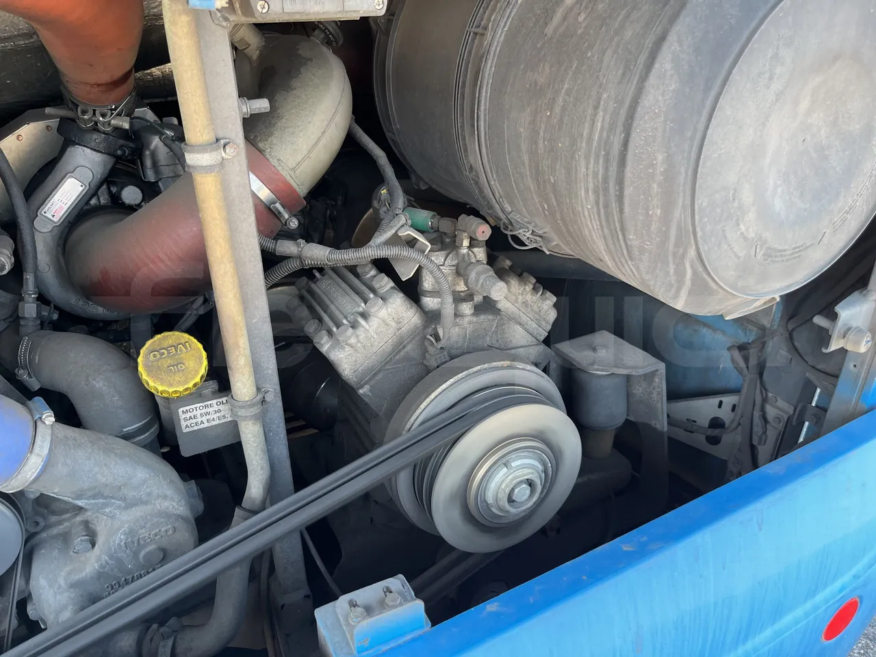Iveco Crossway - Air Conditioning Compressor