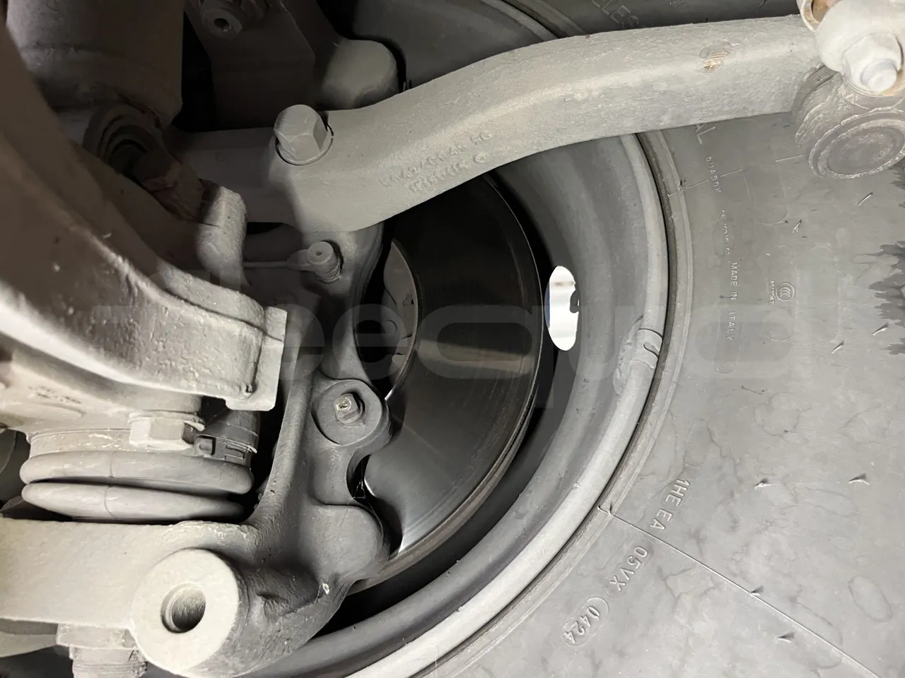 Iveco Crossway - First Axle Discs Right Side