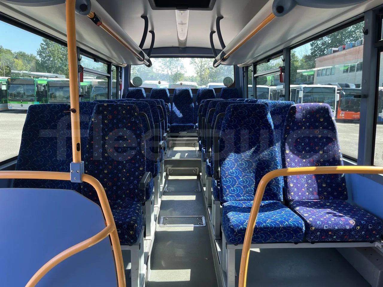 Iveco Crossway - Reverse Seats From Middle Position