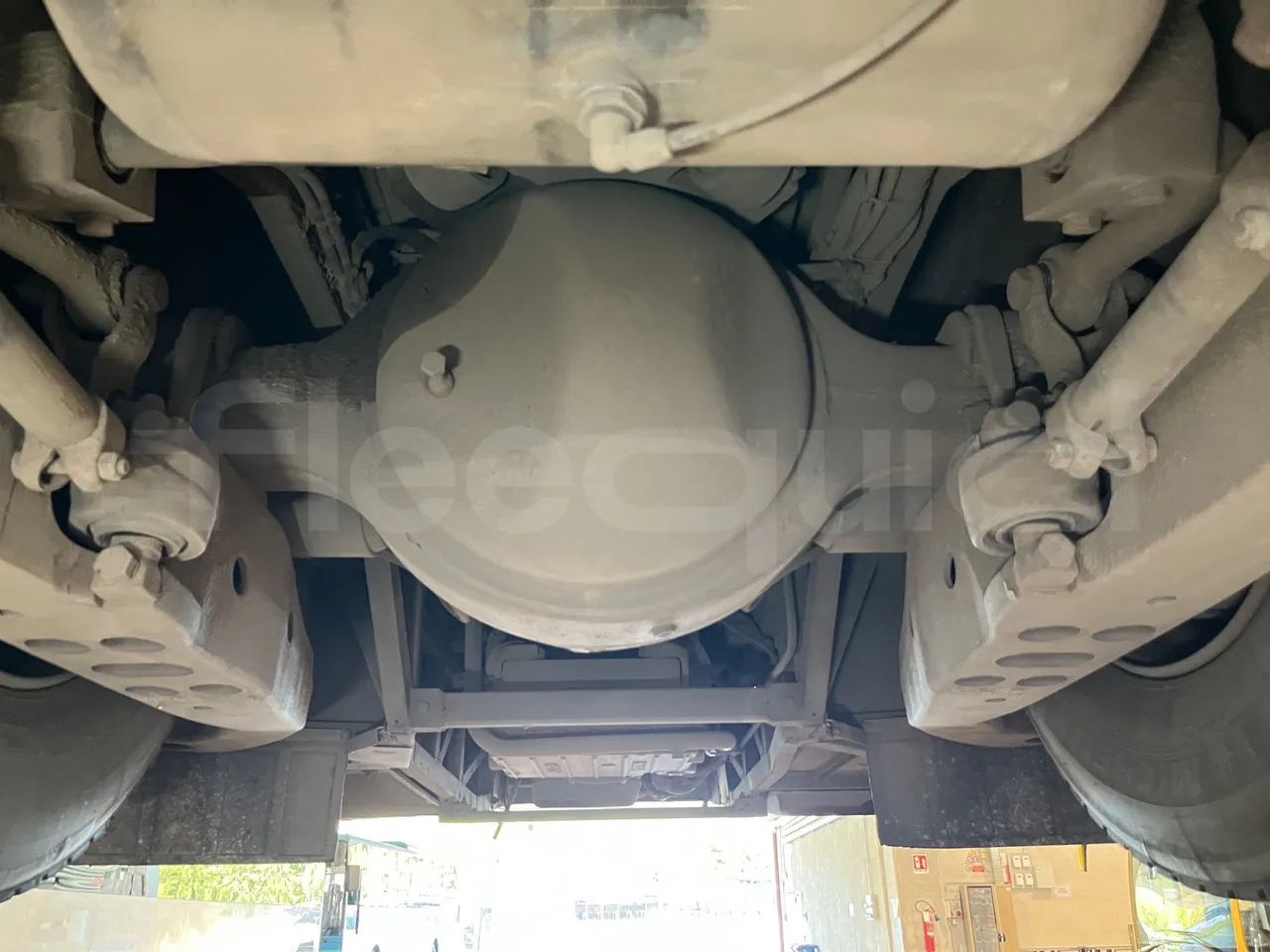 Iveco Crossway - Second Axle Central