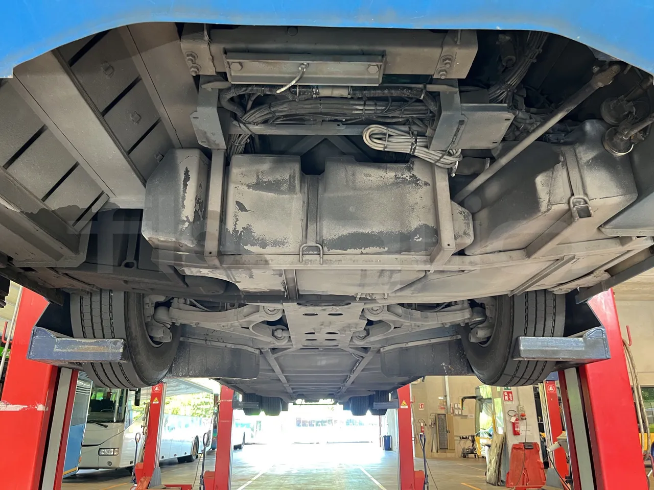 Iveco Crossway - Front Undercarriage