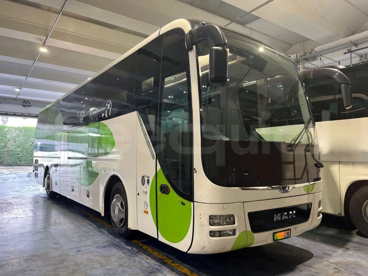 Man Lion's Coach B200746006 - Euro6 - 338kW - 12mt - 3/4 front right doors