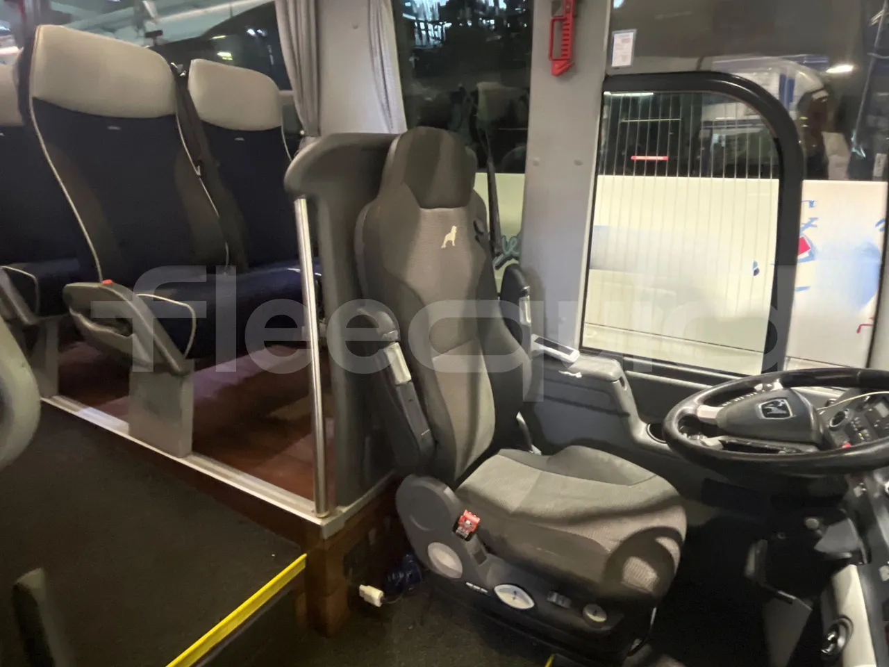 Man Lion's Coach B200746006 - Euro6 - 338kW - 12mt - driver's seat photo