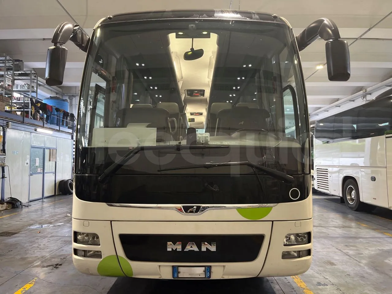 Man Lion's Coach B200746006 - Euro6 - 338kW - 12mt - front photo