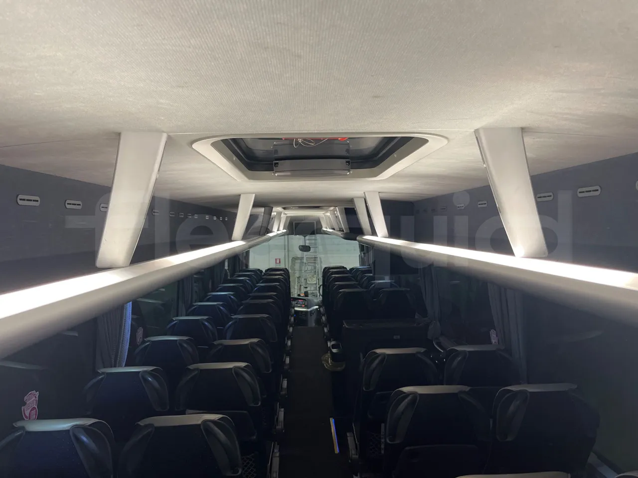 Man Lion's Coach B200746006 - Euro6 - 338kW - 12mt - overhead compartments photo