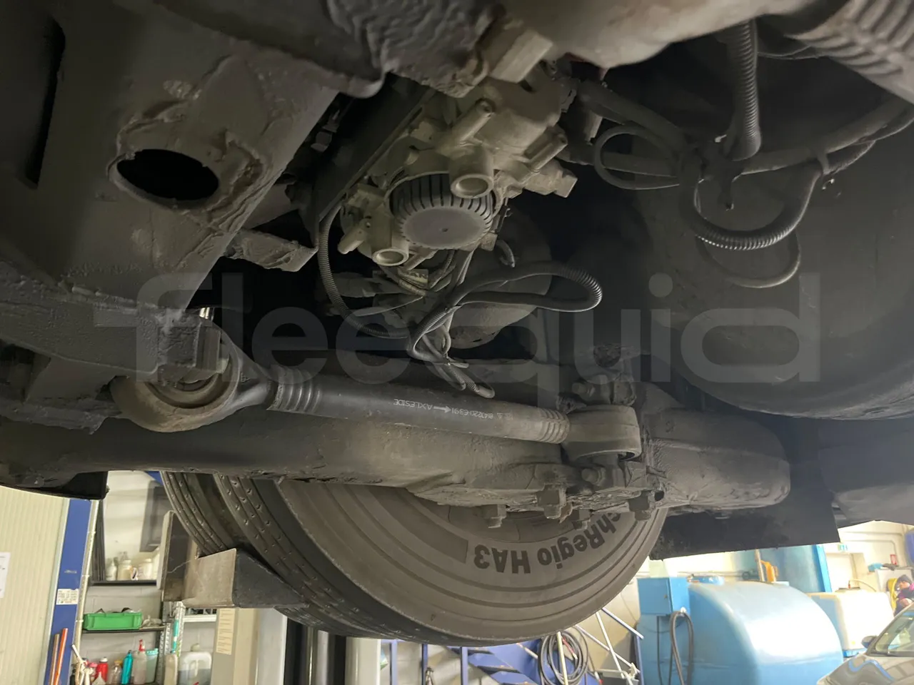 Man Lion's Coach B200746006 - Euro6 - 338kW - 12mt - axle 3 right side