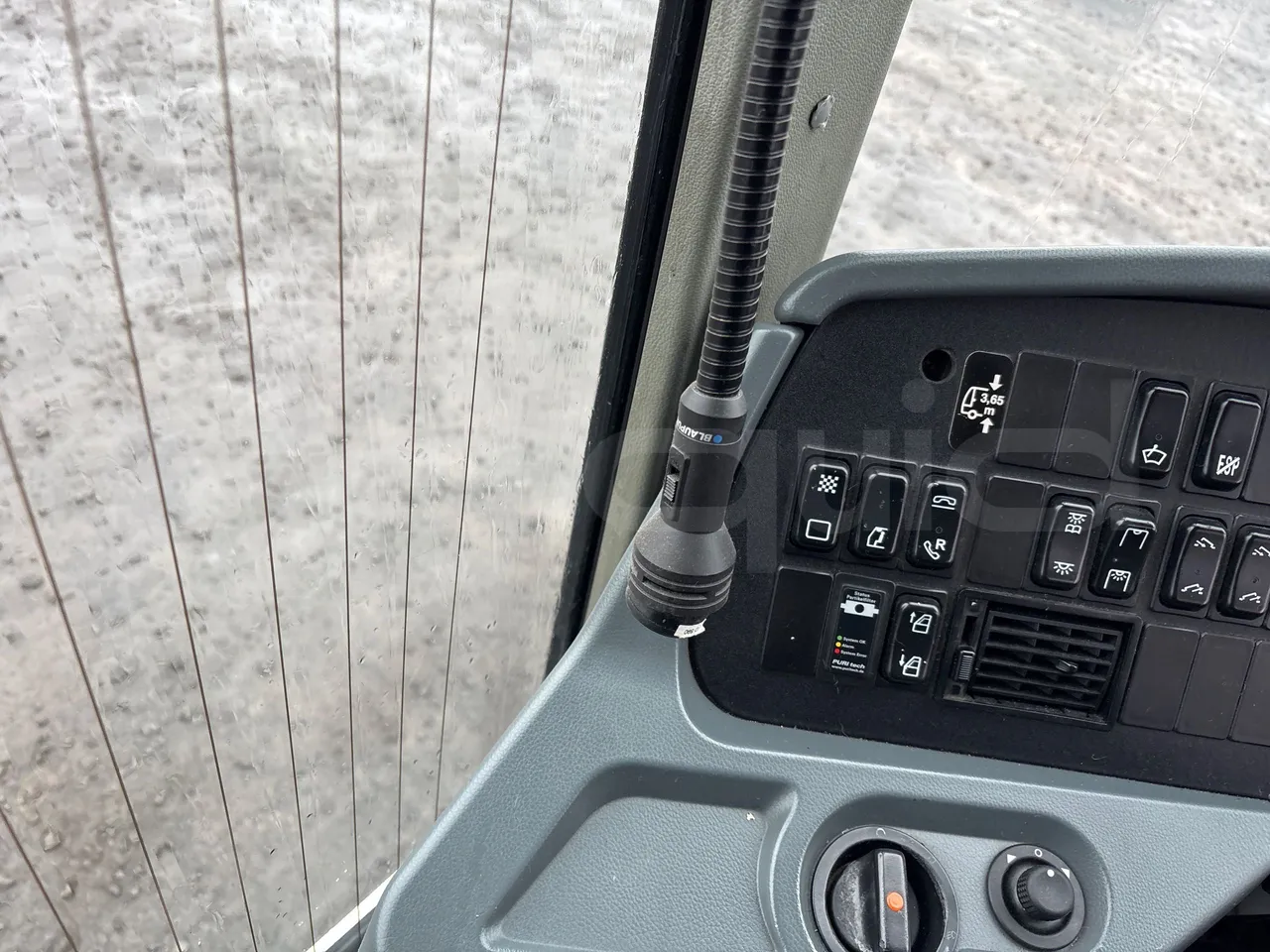 Setra S415 HD - 12m - Euro3 - 310kW - 12mt - driver microphone accessories photo