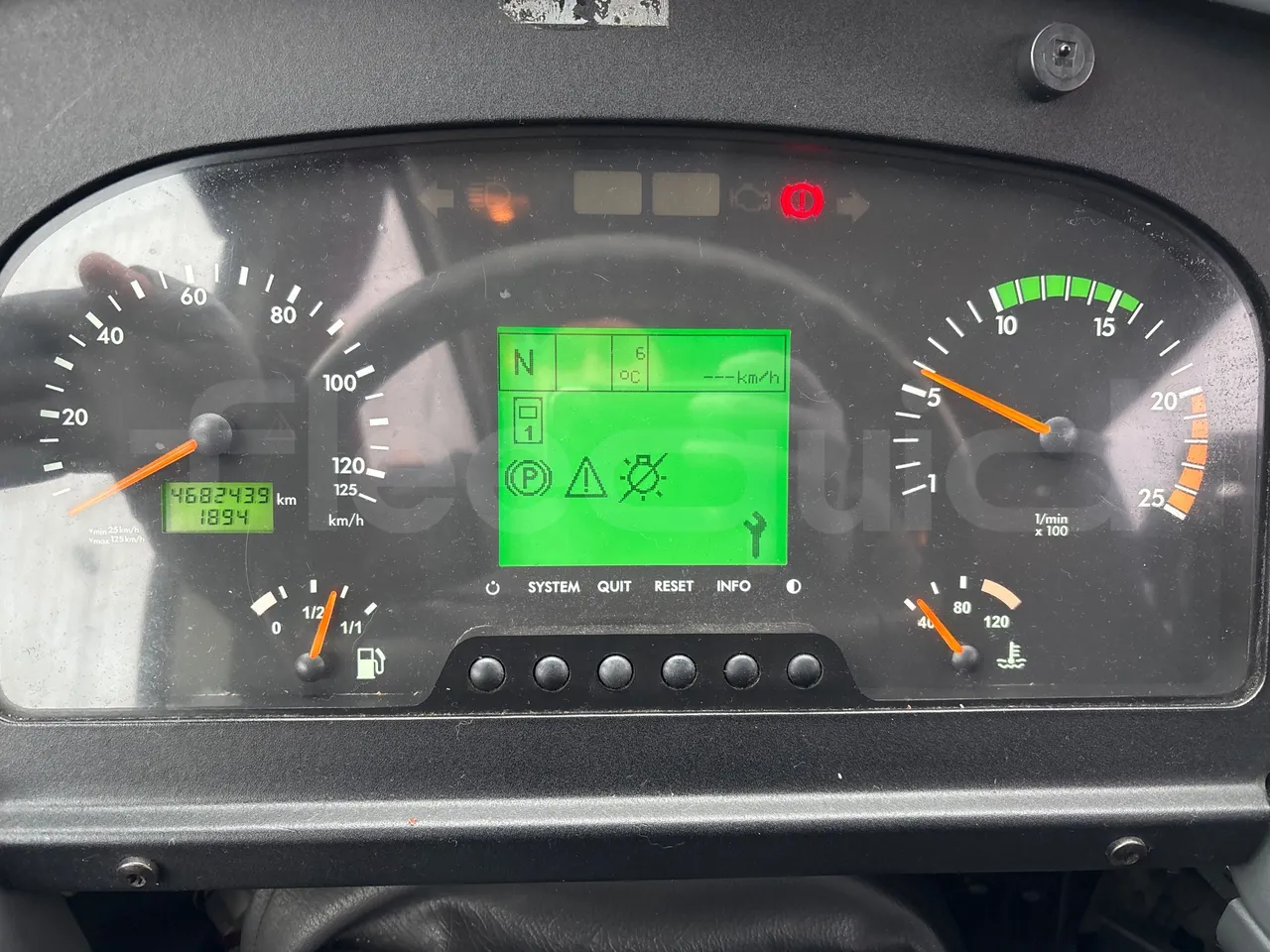 Setra S415 HD - 12m - Euro3 - 310kW - 12mt - dashboard lights on