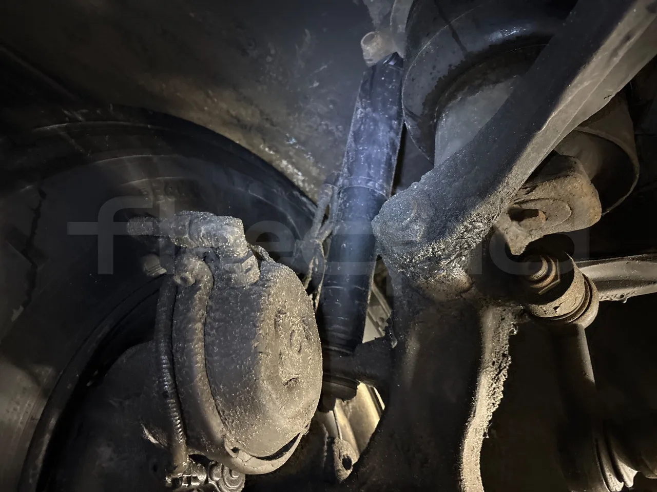 Setra S415 HD - 12m - Euro3 - 310kW - 12mt - front shock absorbers right