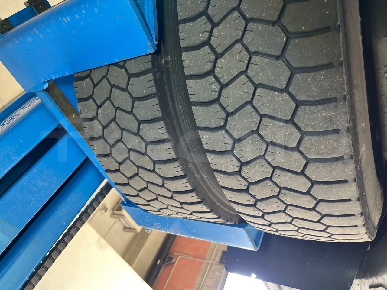 Irisbus Citelis PS09D1 PS09D1-98  - Euro5 - 213kW - 11.990mt - tread condition second axle tires right