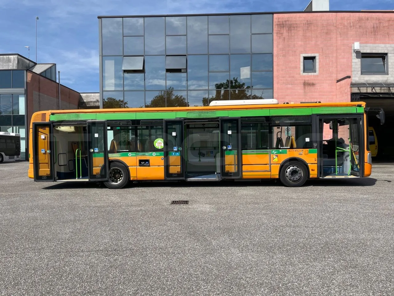 Irisbus Citelis PS09D1 PS09D1-98  - Euro5 - 213kW - 11.990mt - right side doors open