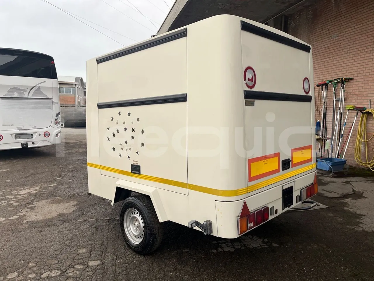 Pedretti M1500 Rimorchio - 3.78m - 3/4 left rear side