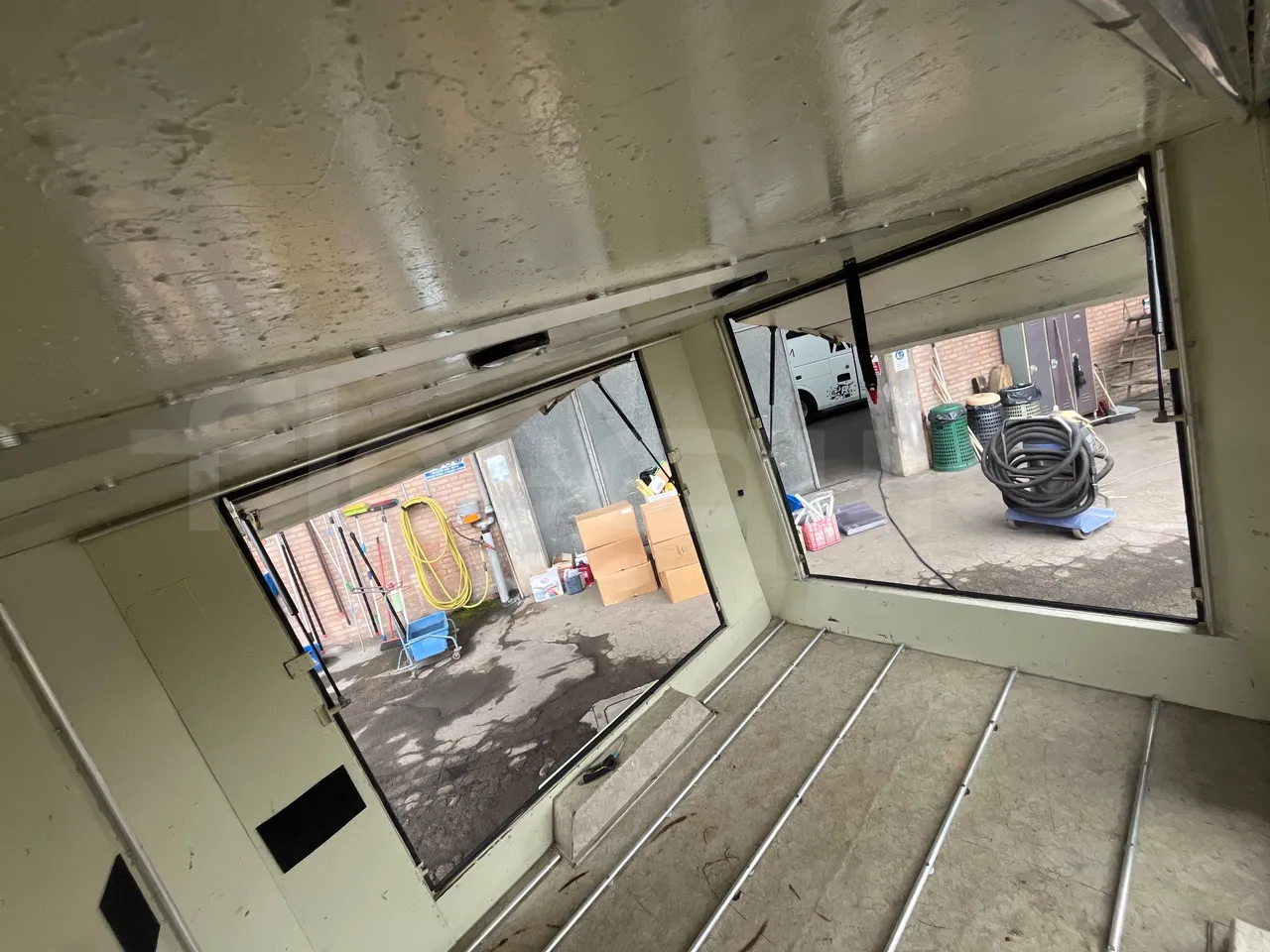 Pedretti M1500 Rimorchio - 3.78m - driver microphone accessories photo