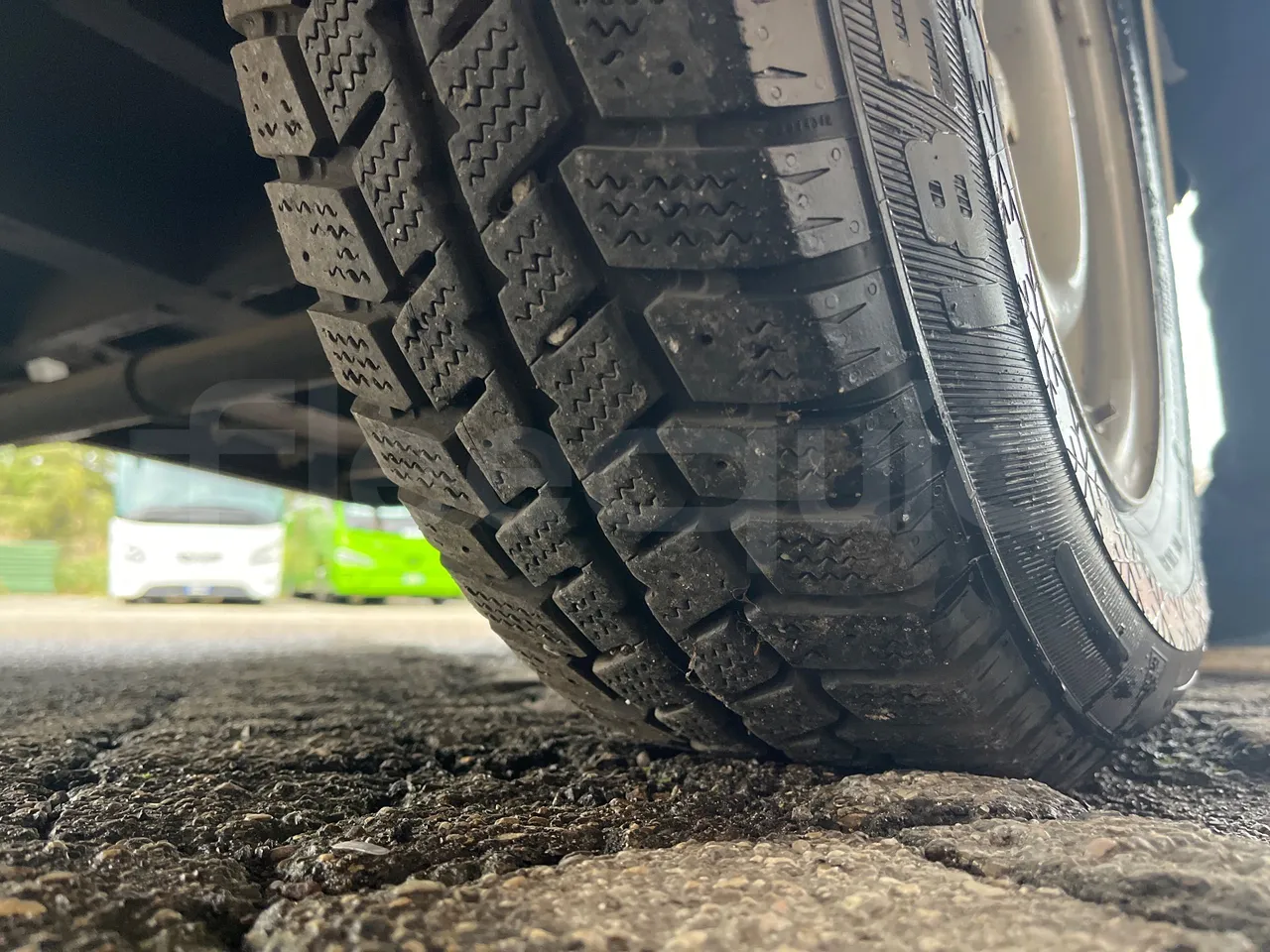 Pedretti M1500 Rimorchio - 3.78m - tread condition front tires right