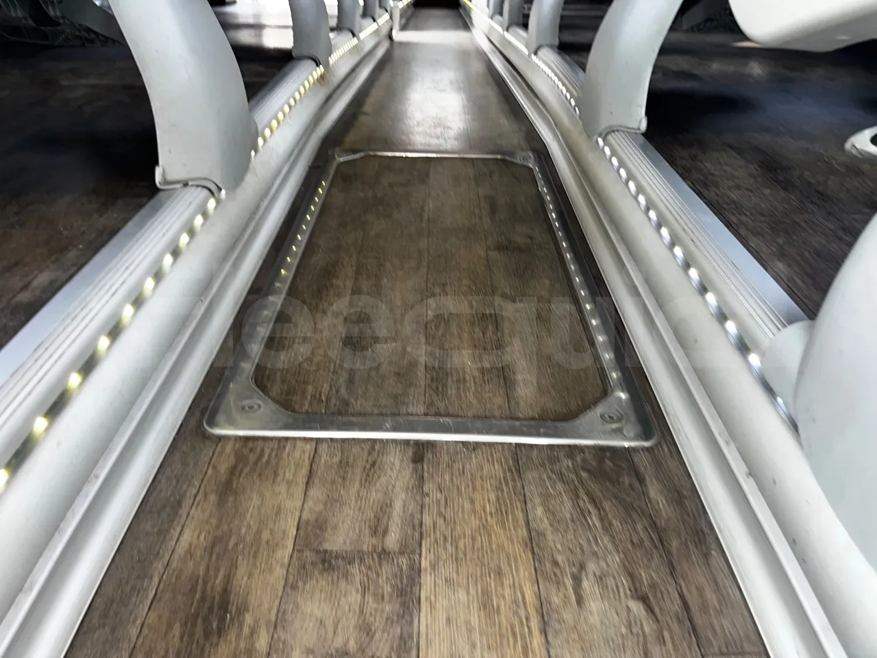 Irizar i6 M325 10 - Euro5 - 294kW - 12.200mt - command unit indicators