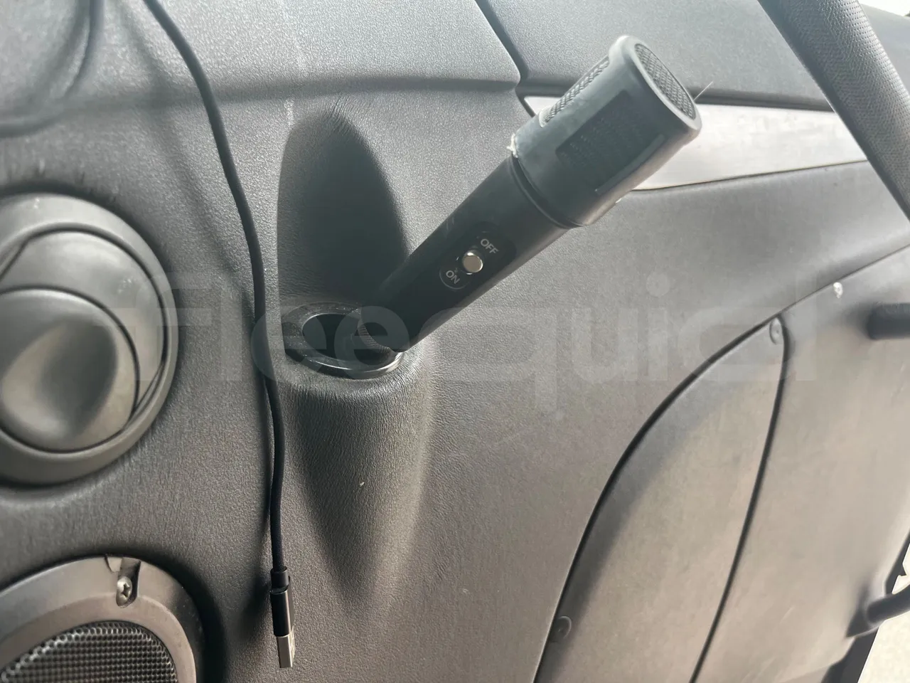 Irizar i6 M325 10 - Euro5 - 294kW - 12.200mt - hostes microphone accessories photo