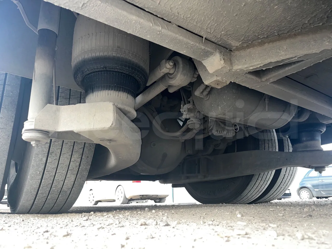 Irizar i6 M325 10 - Euro5 - 294kW - 12.200mt - bellows turntable (18m)