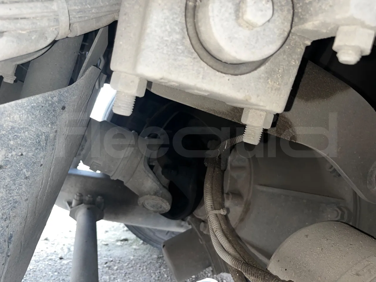 Irizar i6 M325 10 - Euro5 - 294kW - 12.200mt - driveshaft photo