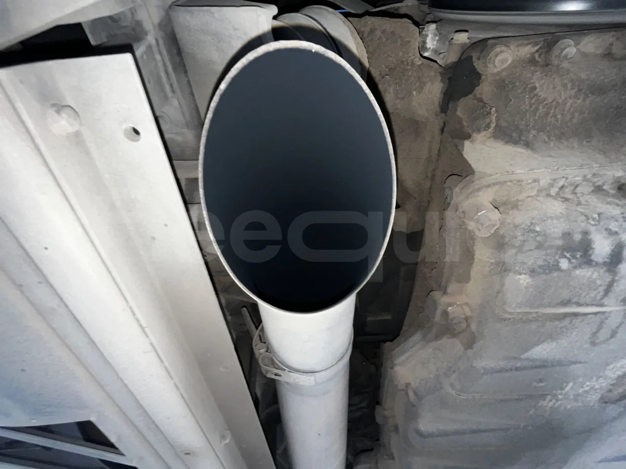 Irizar i6 M325 10 - Euro5 - 294kW - 12.200mt - exhaust photo