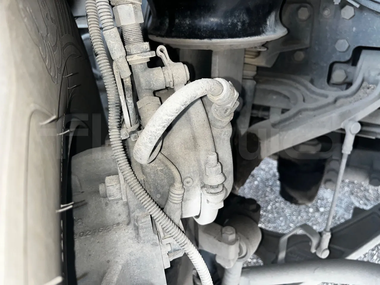 Irizar i6 M325 10 - Euro5 - 294kW - 12.200mt - front brake calipers right