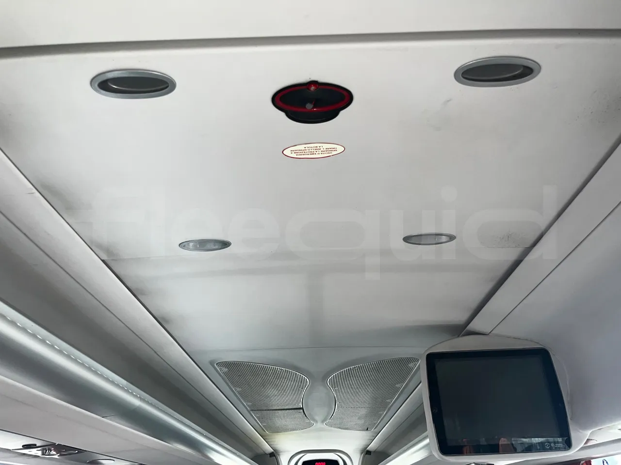 Irizar i6 M325 10 - Euro5 - 294kW - 12.200mt - roof hatch 1