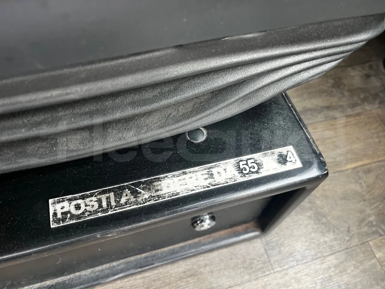 Irizar i6 M325 10 - Euro5 - 294kW - 12.200mt - seat plate photo