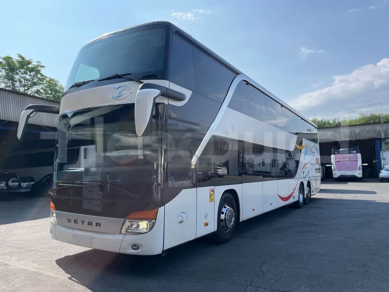 Setra S 431 DT - EUR6 - 375kW - 13.89m - 3/4 front left (mandatory for bus to scrap)