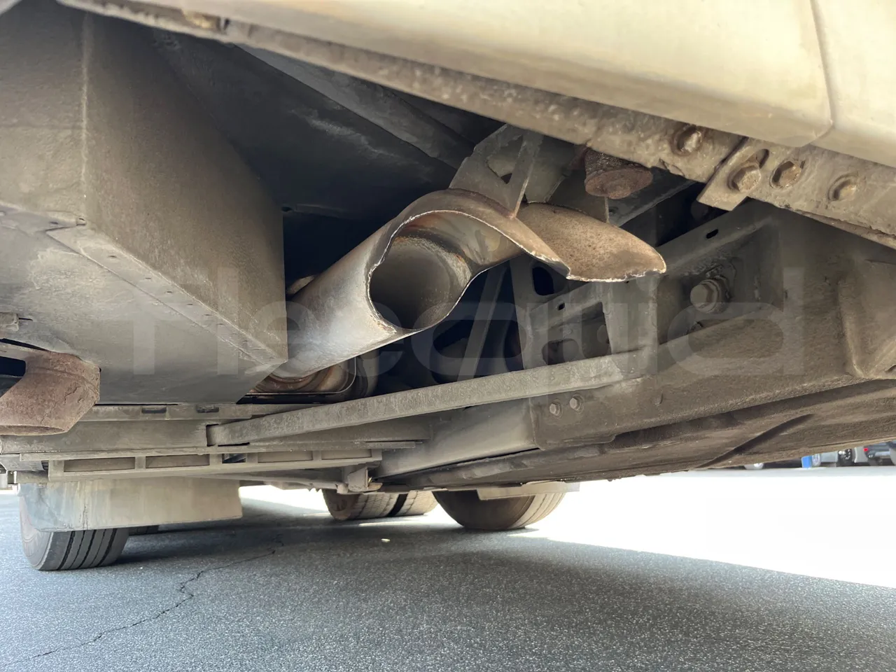 Setra S 431 DT - EUR6 - 375kW - 13.89m - exhaust photo