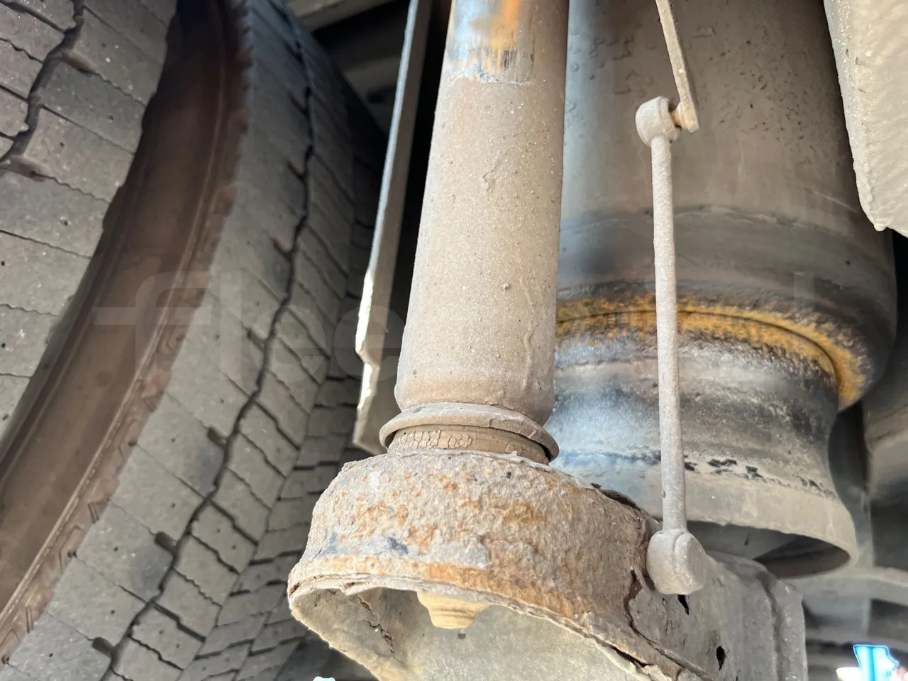 Setra S 431 DT - EUR6 - 375kW - 13.89m - axle 2 shock absorbers 2 left