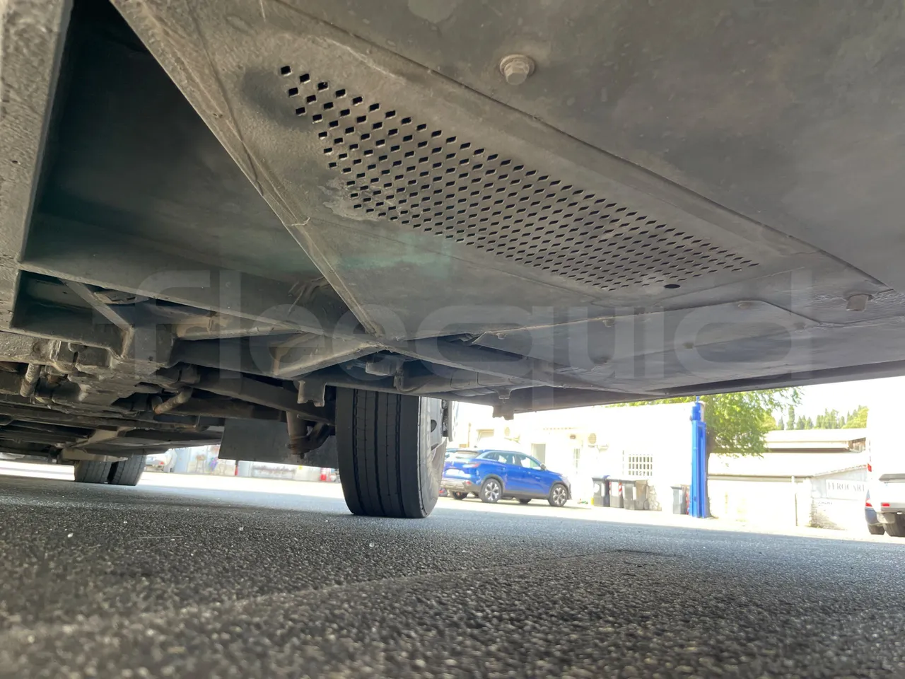 Setra S 431 DT - EUR6 - 375kW - 13.89m - front axle left side